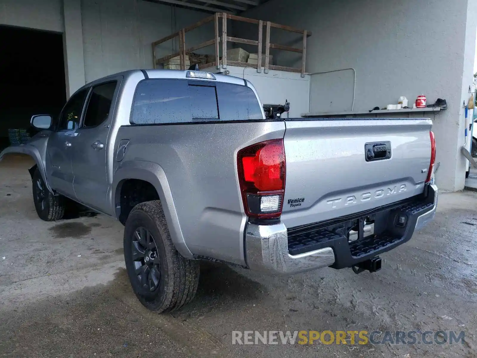 3 Photograph of a damaged car 3TYAZ5CN3MT004551 TOYOTA TACOMA 2021