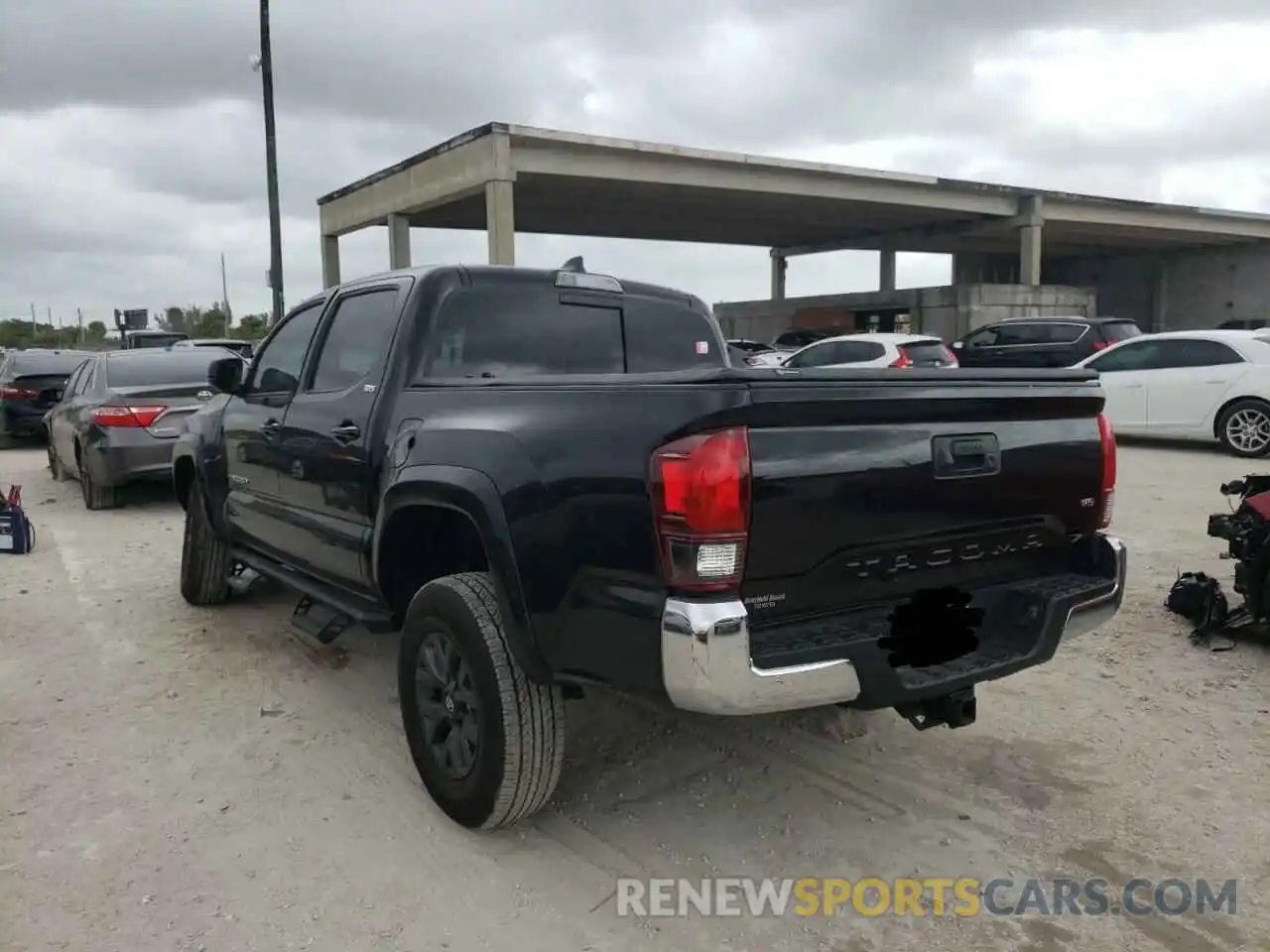 3 Photograph of a damaged car 3TYAZ5CN3MT007157 TOYOTA TACOMA 2021