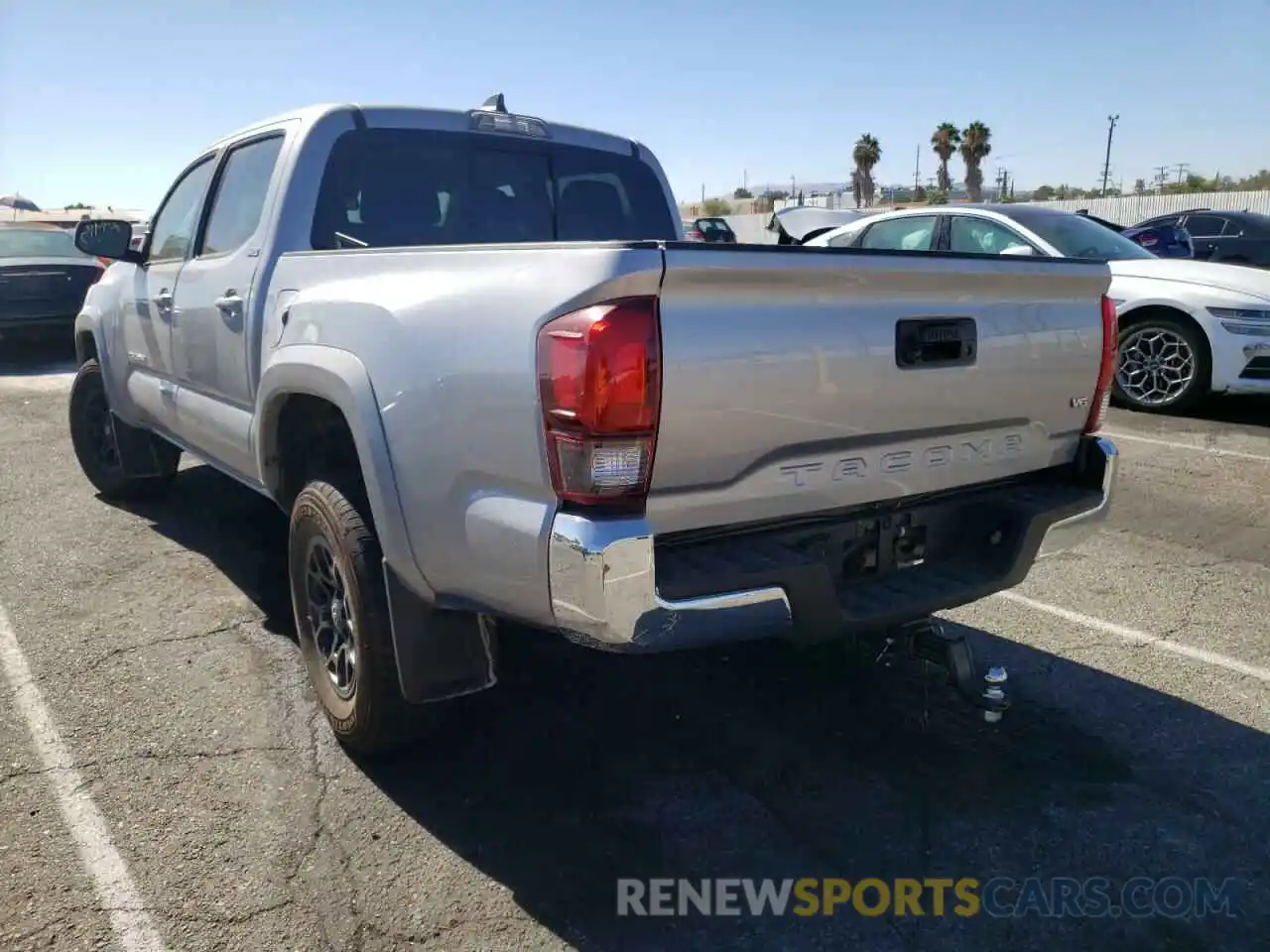 3 Photograph of a damaged car 3TYAZ5CN5MT011131 TOYOTA TACOMA 2021