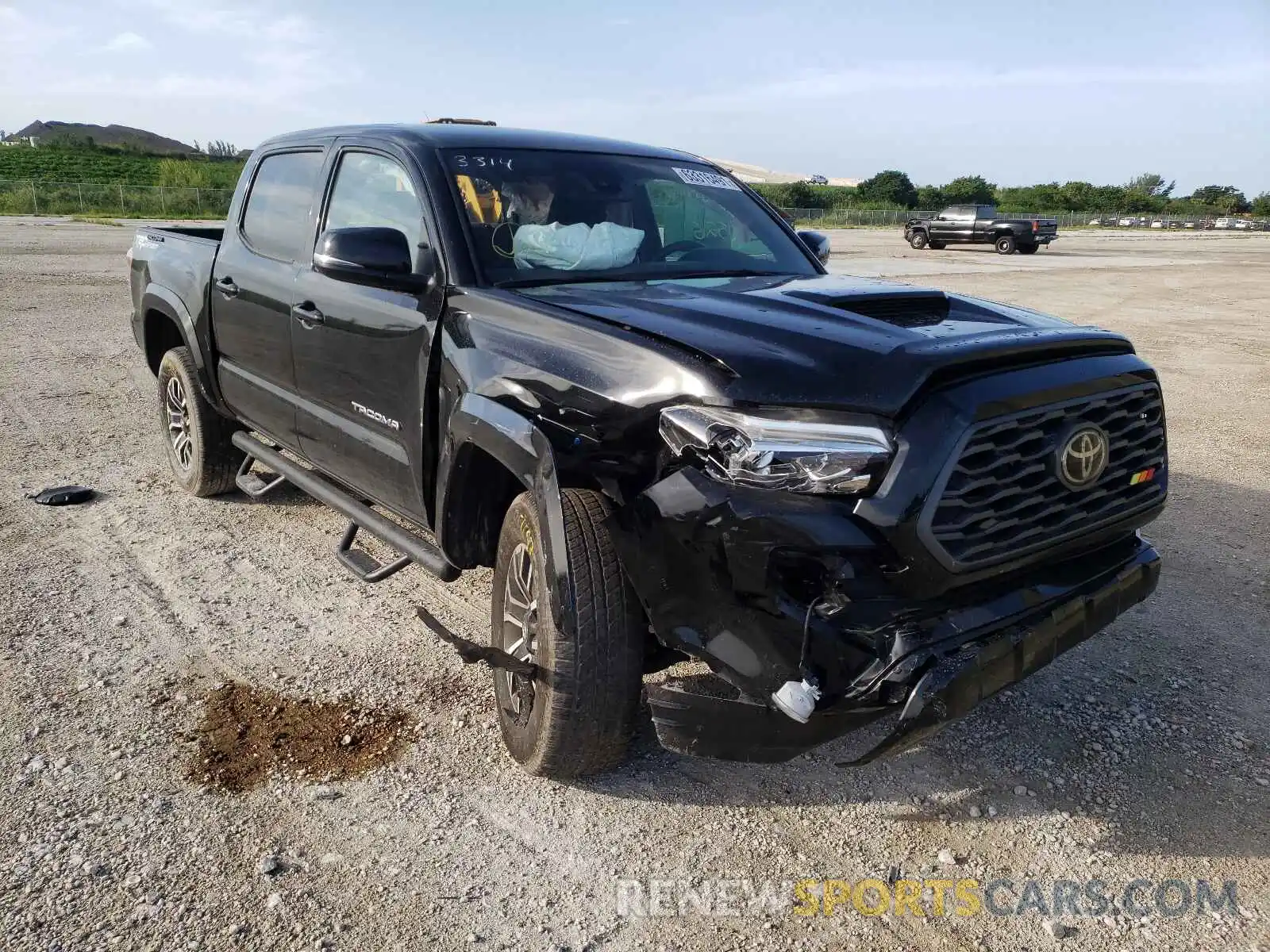 1 Photograph of a damaged car 3TYAZ5CN6MT003314 TOYOTA TACOMA 2021