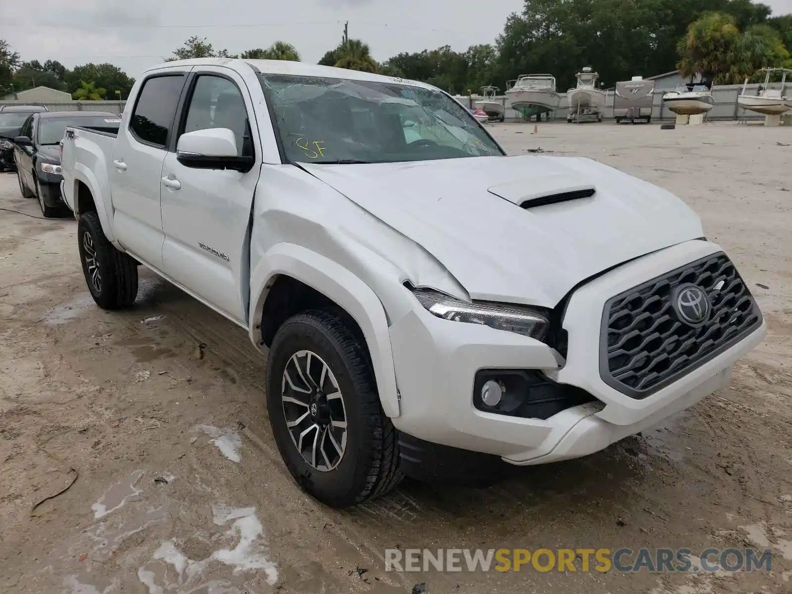 1 Photograph of a damaged car 3TYAZ5CN6MT005483 TOYOTA TACOMA 2021