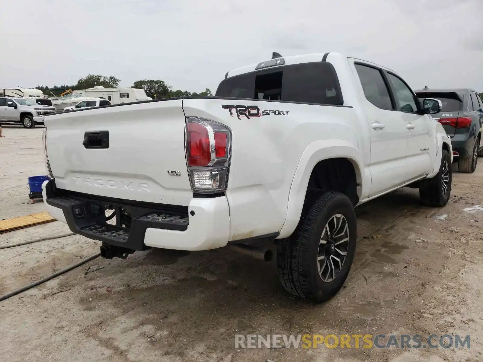 4 Фотография поврежденного автомобиля 3TYAZ5CN6MT005483 TOYOTA TACOMA 2021