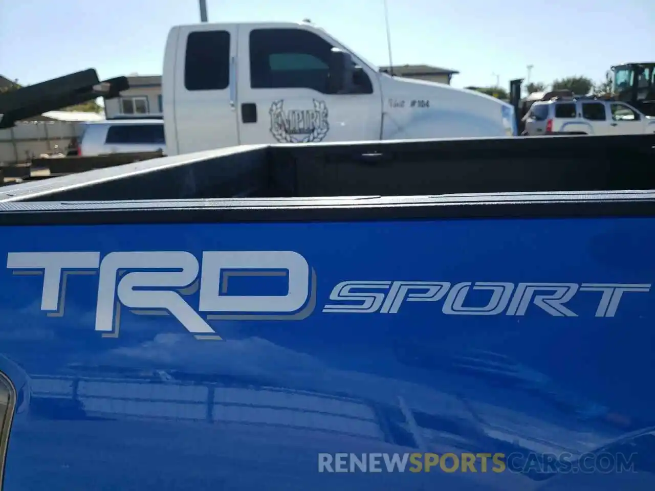 9 Photograph of a damaged car 3TYAZ5CN6MT006472 TOYOTA TACOMA 2021