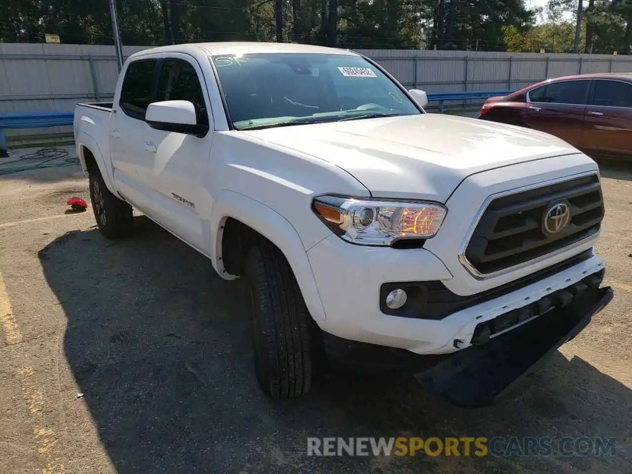 1 Фотография поврежденного автомобиля 3TYAZ5CN6MT006536 TOYOTA TACOMA 2021