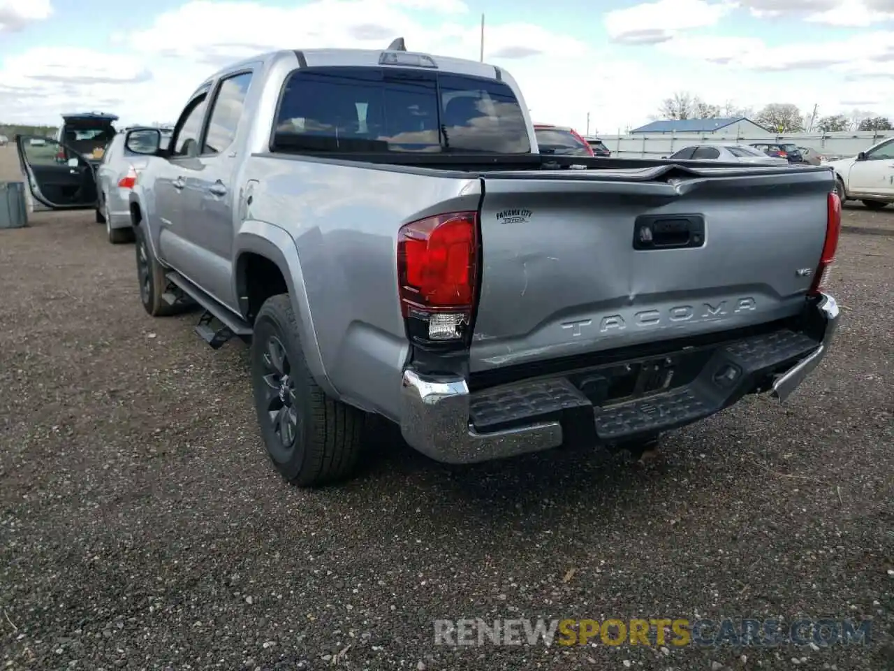 3 Photograph of a damaged car 3TYAZ5CN7MT004620 TOYOTA TACOMA 2021