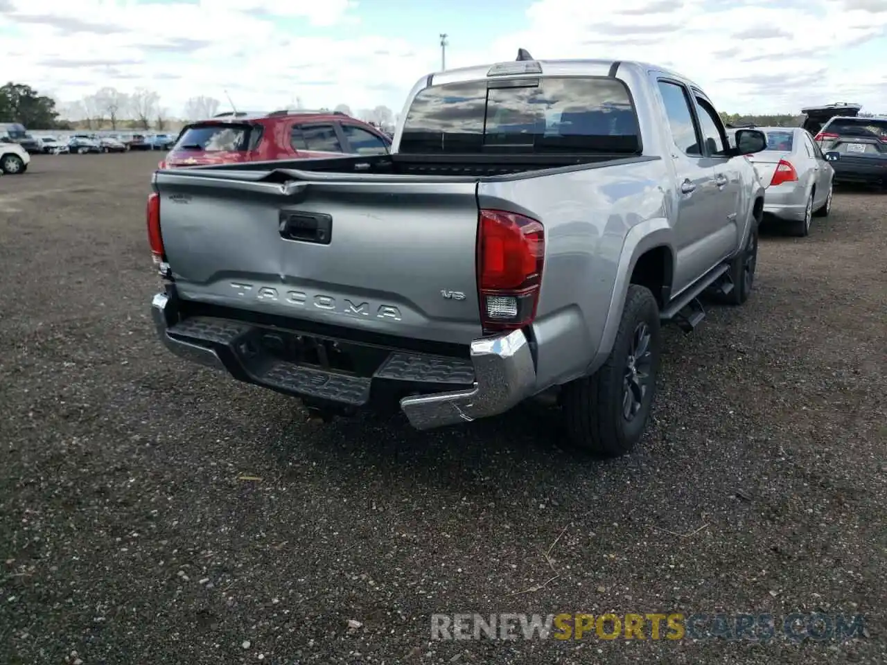 4 Photograph of a damaged car 3TYAZ5CN7MT004620 TOYOTA TACOMA 2021