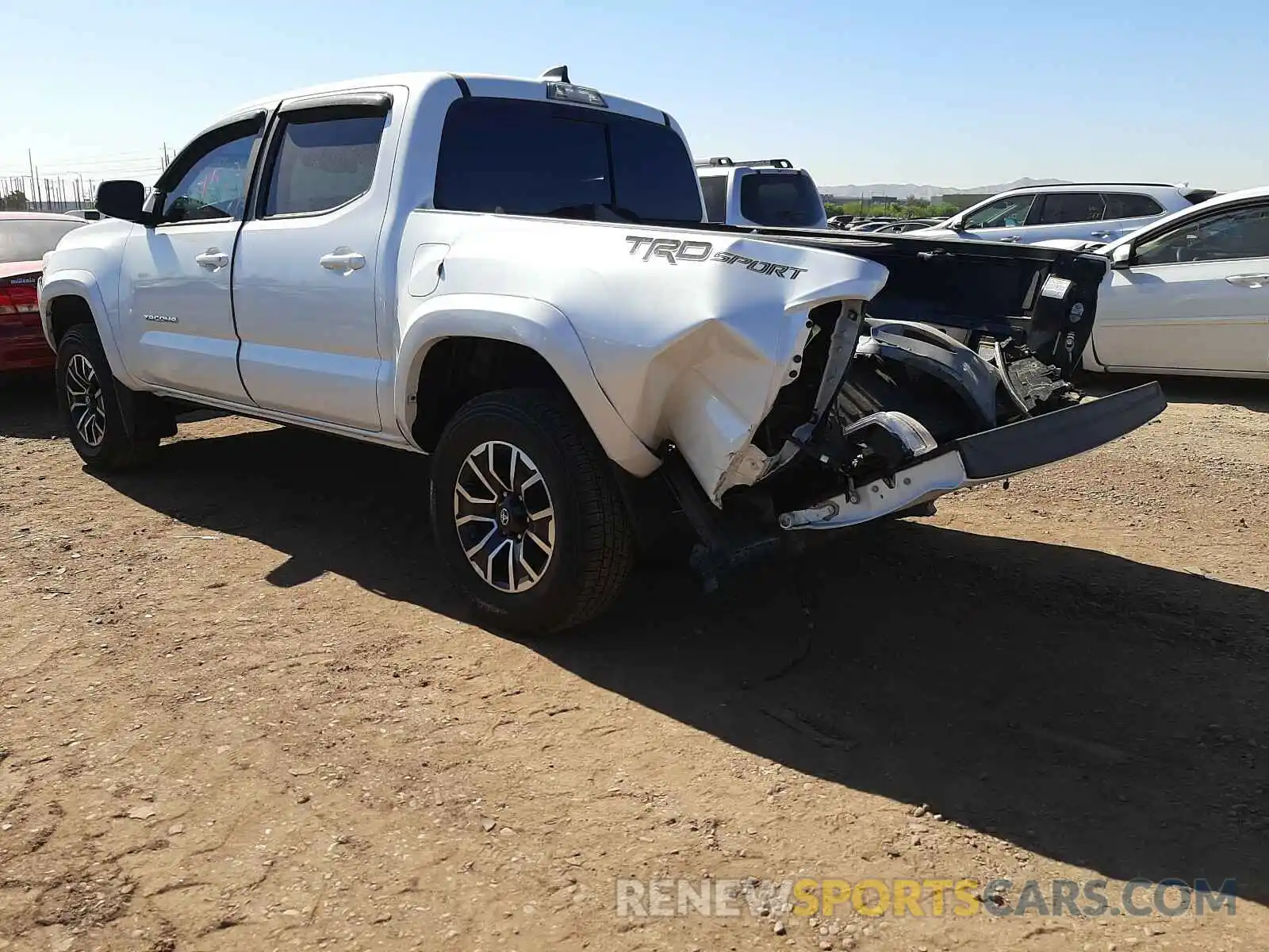 3 Photograph of a damaged car 3TYAZ5CNXMT003641 TOYOTA TACOMA 2021