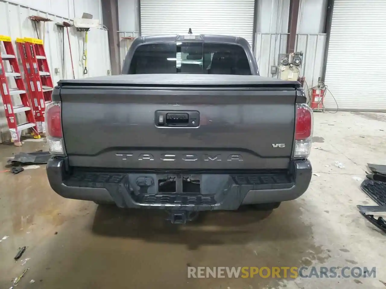 6 Photograph of a damaged car 3TYCZ5AN0MT012571 TOYOTA TACOMA 2021