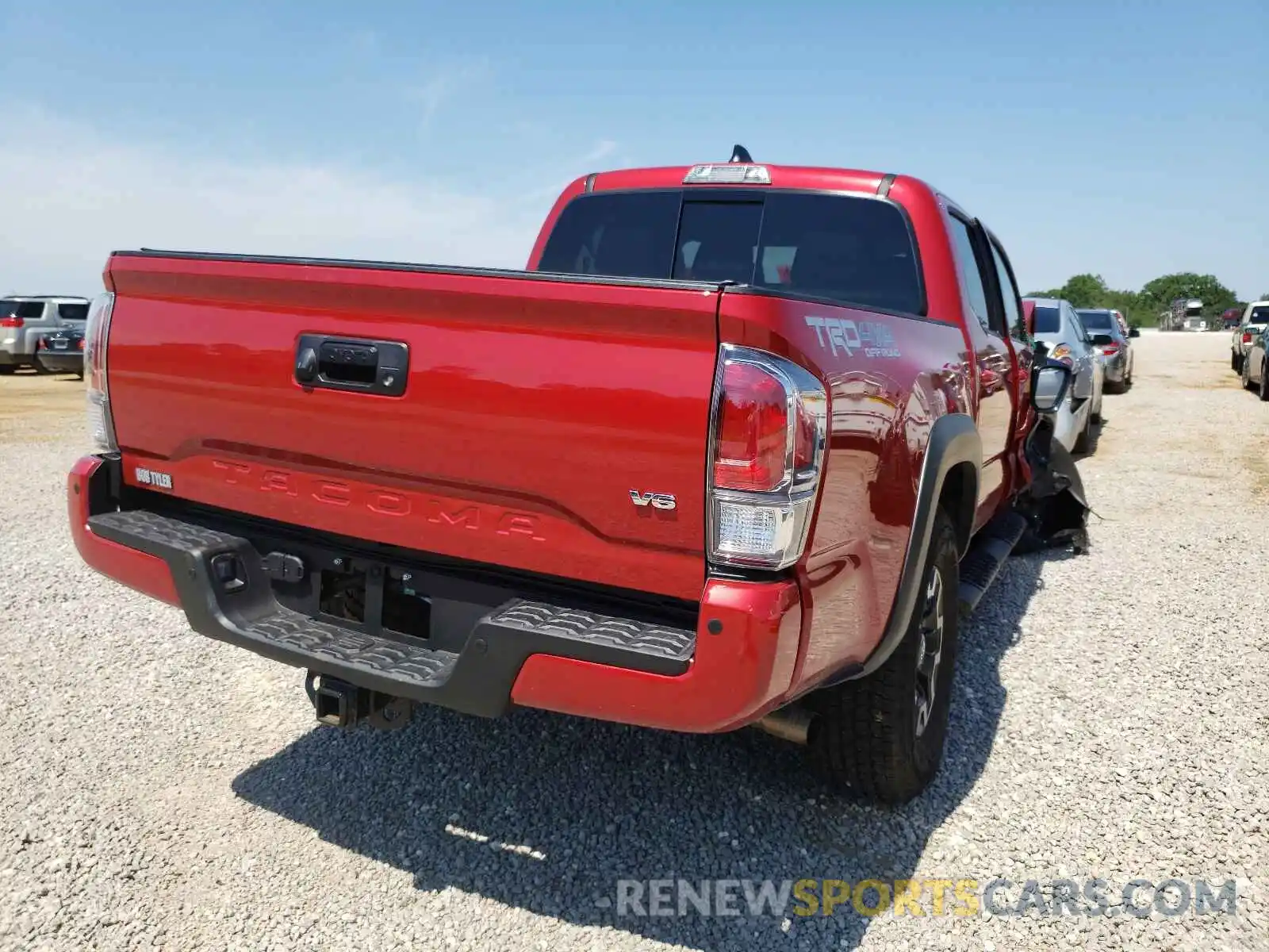 4 Photograph of a damaged car 3TYCZ5AN0MT012974 TOYOTA TACOMA 2021