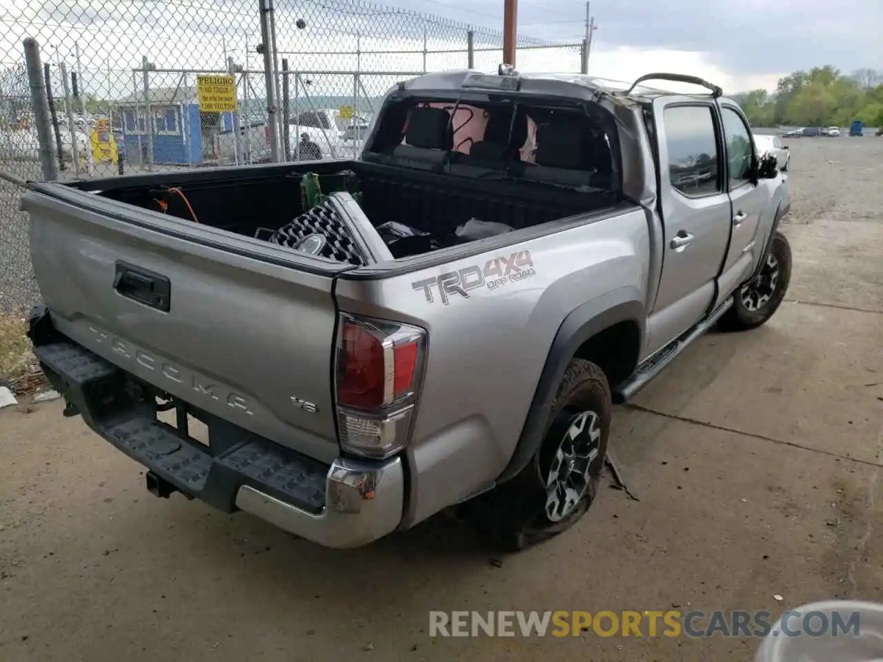 4 Photograph of a damaged car 3TYCZ5AN0MT016040 TOYOTA TACOMA 2021