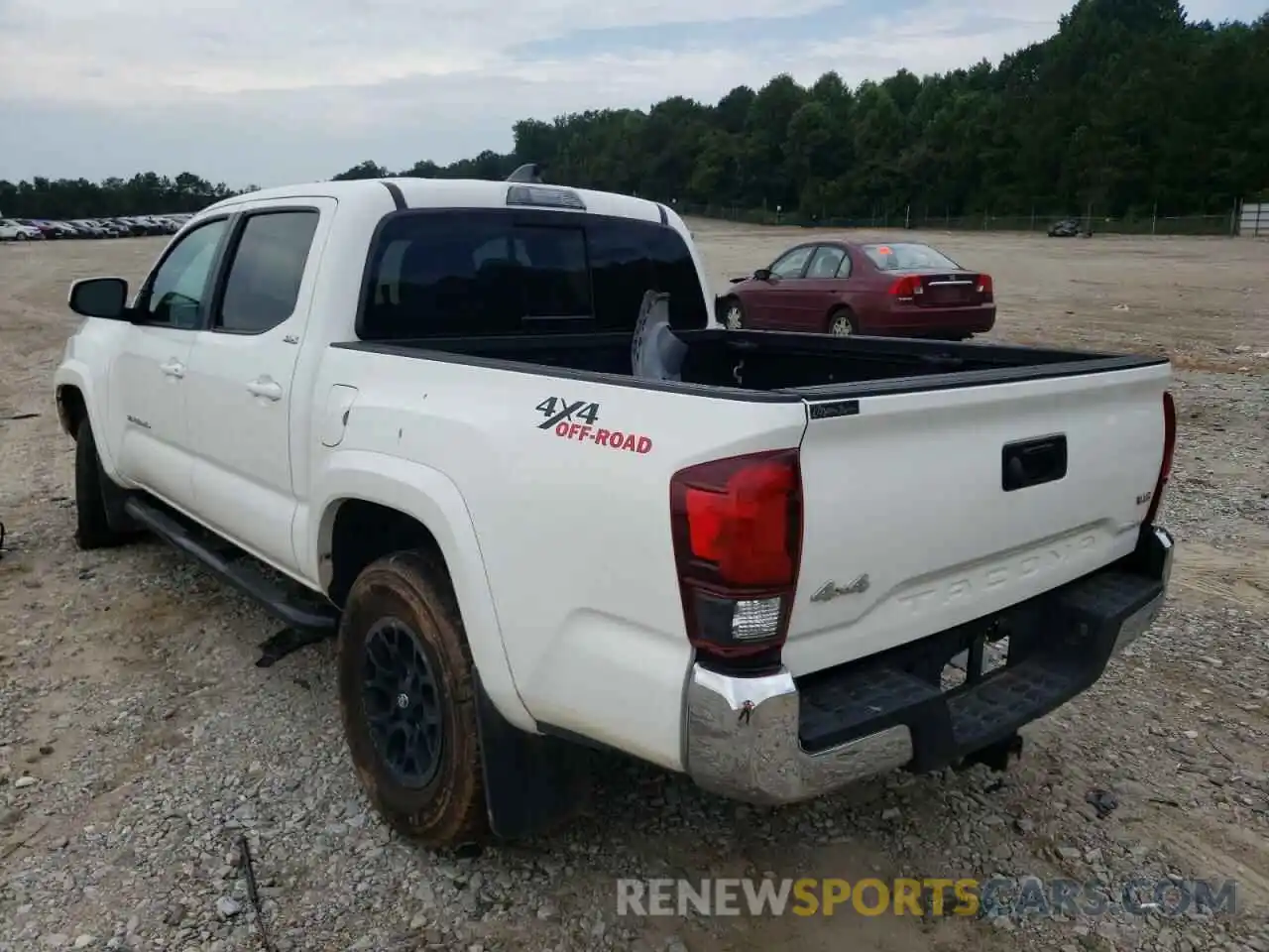 3 Photograph of a damaged car 3TYCZ5AN0MT025370 TOYOTA TACOMA 2021