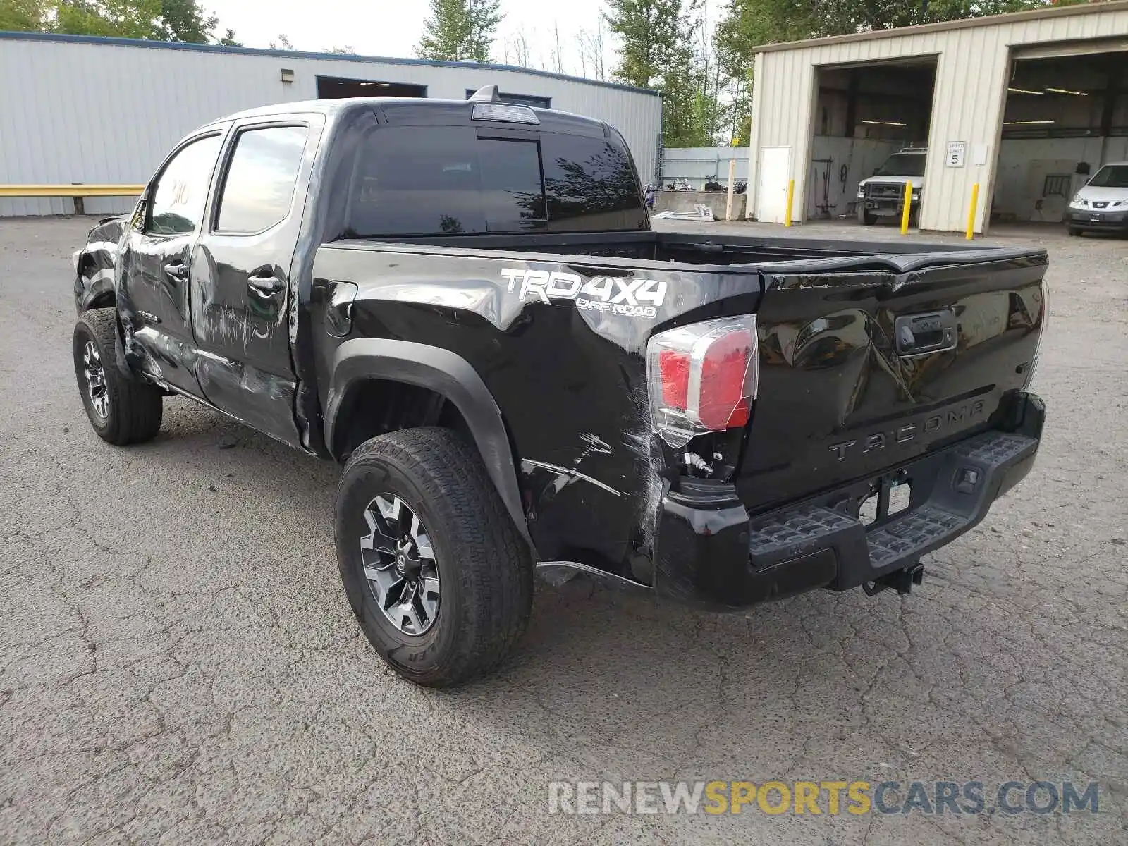 3 Photograph of a damaged car 3TYCZ5AN0MT027619 TOYOTA TACOMA 2021