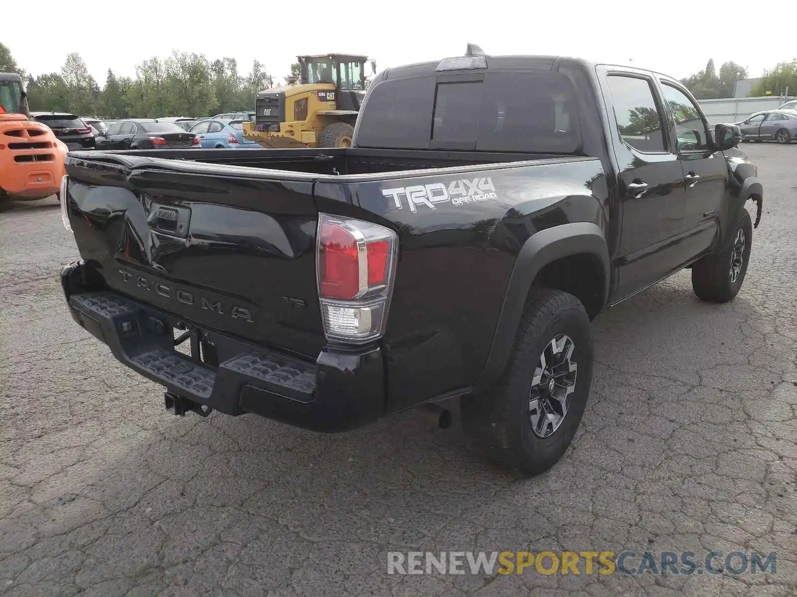 4 Photograph of a damaged car 3TYCZ5AN0MT027619 TOYOTA TACOMA 2021