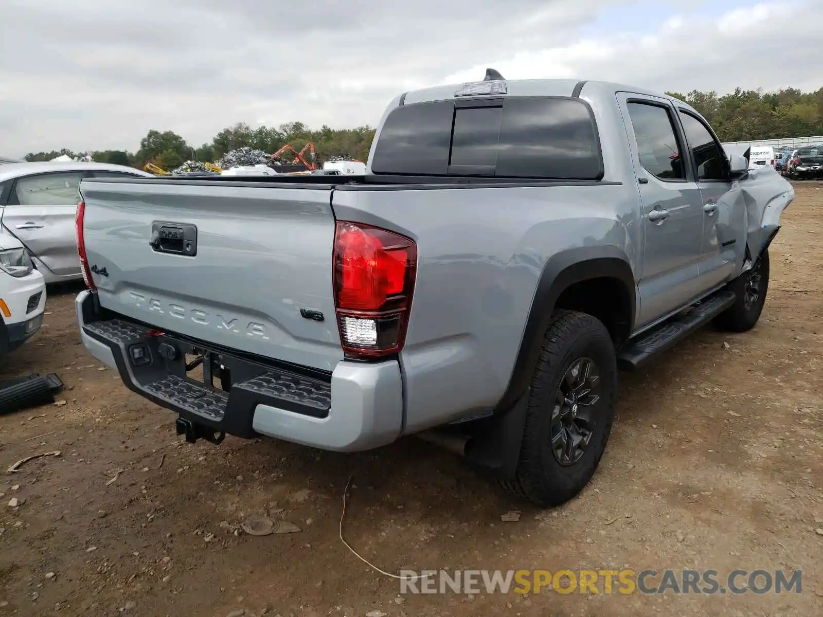 4 Photograph of a damaged car 3TYCZ5AN0MT032125 TOYOTA TACOMA 2021