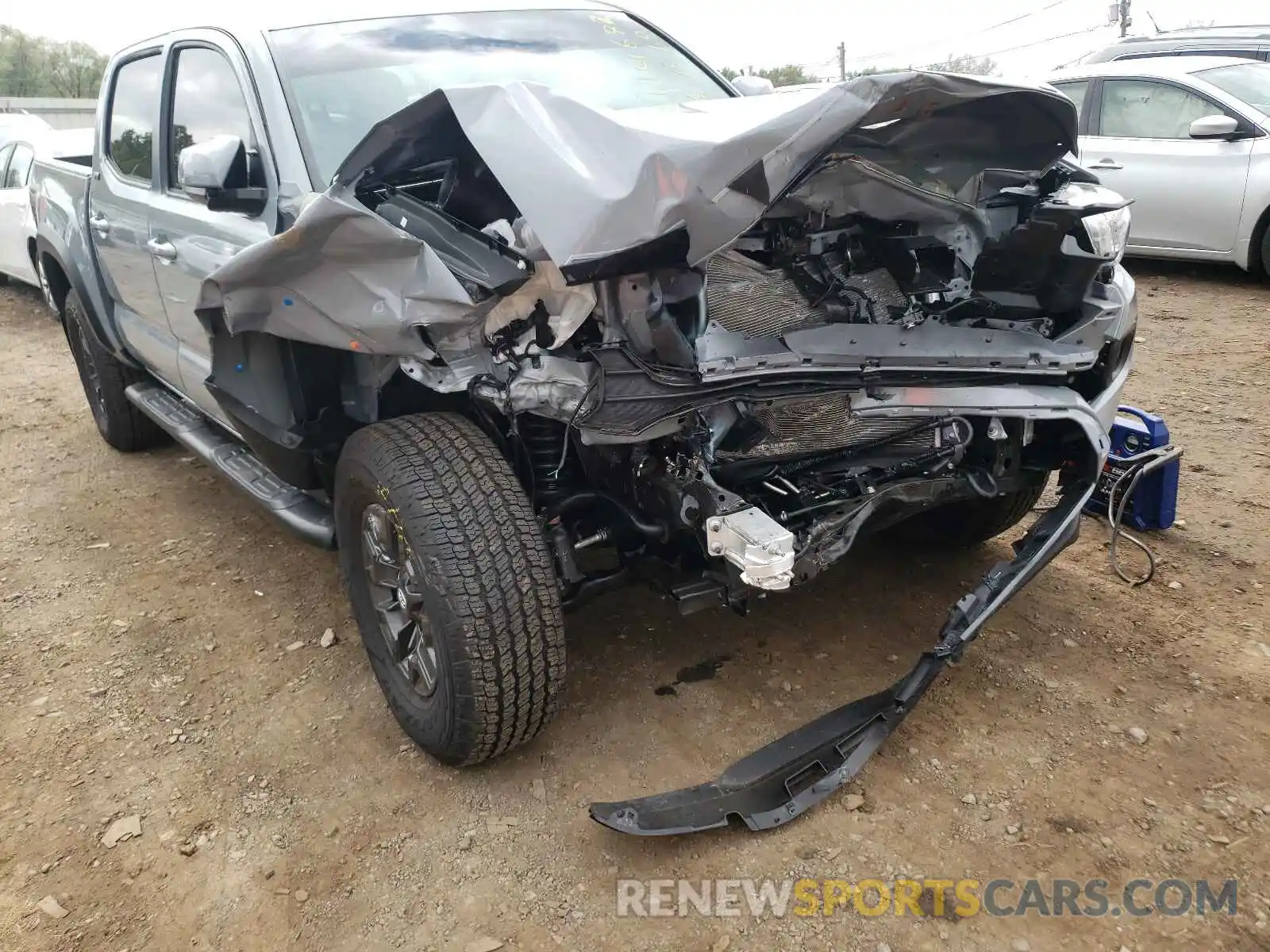 9 Photograph of a damaged car 3TYCZ5AN0MT032125 TOYOTA TACOMA 2021