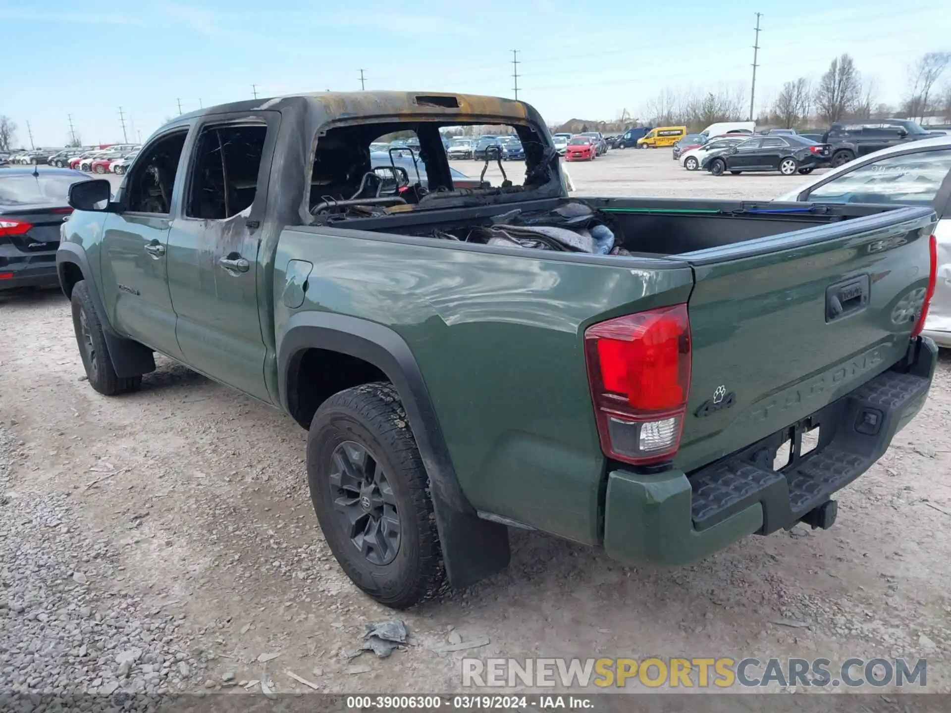 3 Photograph of a damaged car 3TYCZ5AN0MT043352 TOYOTA TACOMA 2021