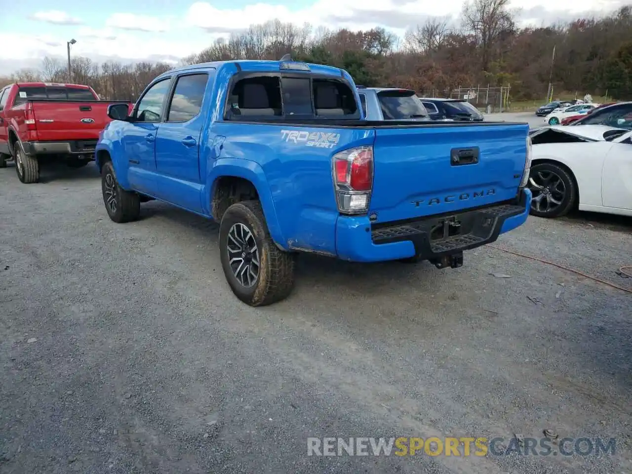 3 Photograph of a damaged car 3TYCZ5AN1MT021098 TOYOTA TACOMA 2021