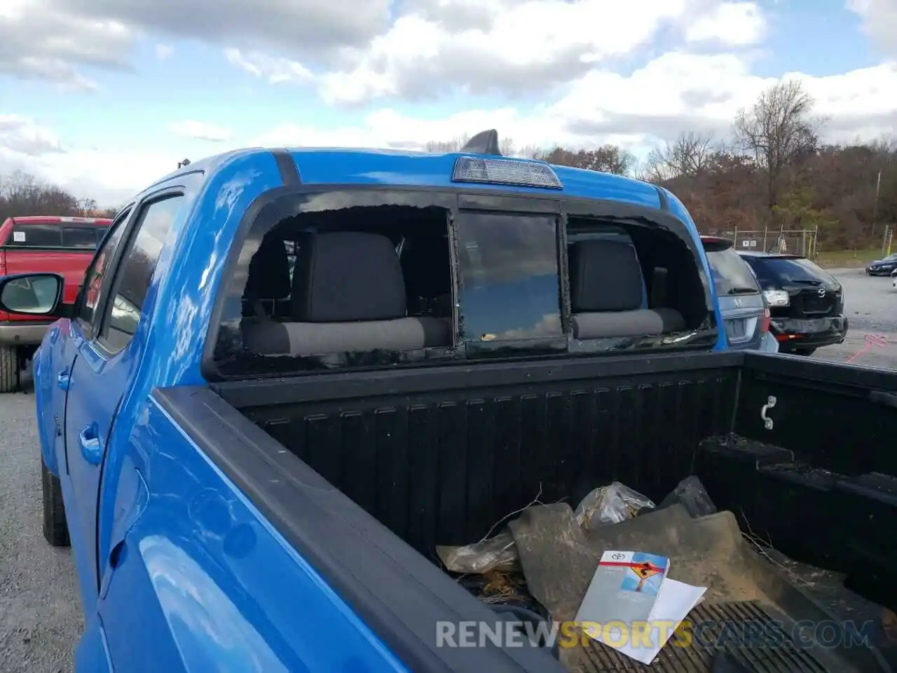 9 Photograph of a damaged car 3TYCZ5AN1MT021098 TOYOTA TACOMA 2021