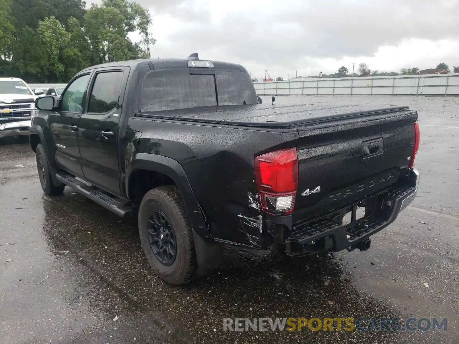 3 Photograph of a damaged car 3TYCZ5AN1MT033820 TOYOTA TACOMA 2021