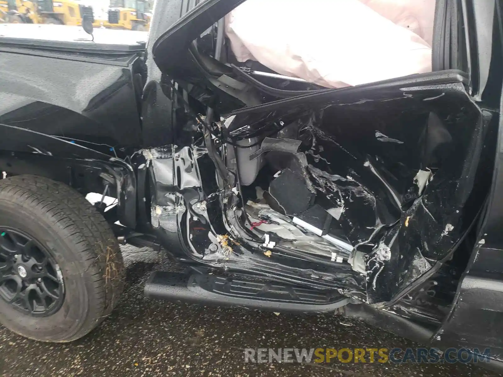 9 Photograph of a damaged car 3TYCZ5AN1MT033820 TOYOTA TACOMA 2021