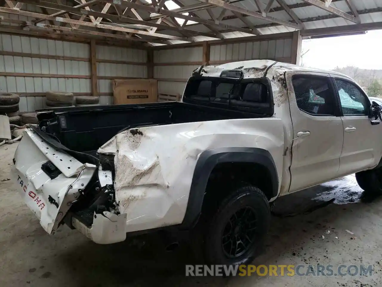 9 Photograph of a damaged car 3TYCZ5AN1MT040623 TOYOTA TACOMA 2021