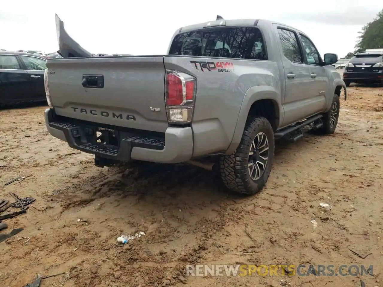 4 Photograph of a damaged car 3TYCZ5AN2MT013009 TOYOTA TACOMA 2021