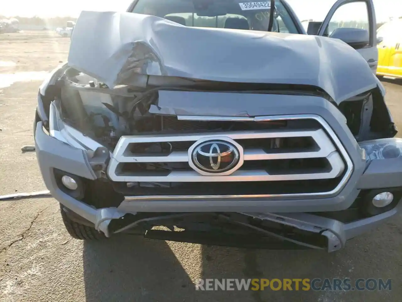 7 Photograph of a damaged car 3TYCZ5AN2MT019098 TOYOTA TACOMA 2021