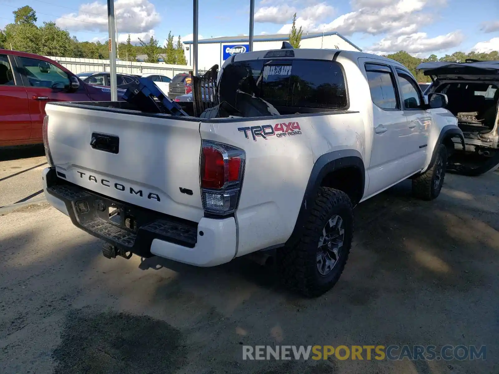 4 Photograph of a damaged car 3TYCZ5AN3MT042583 TOYOTA TACOMA 2021