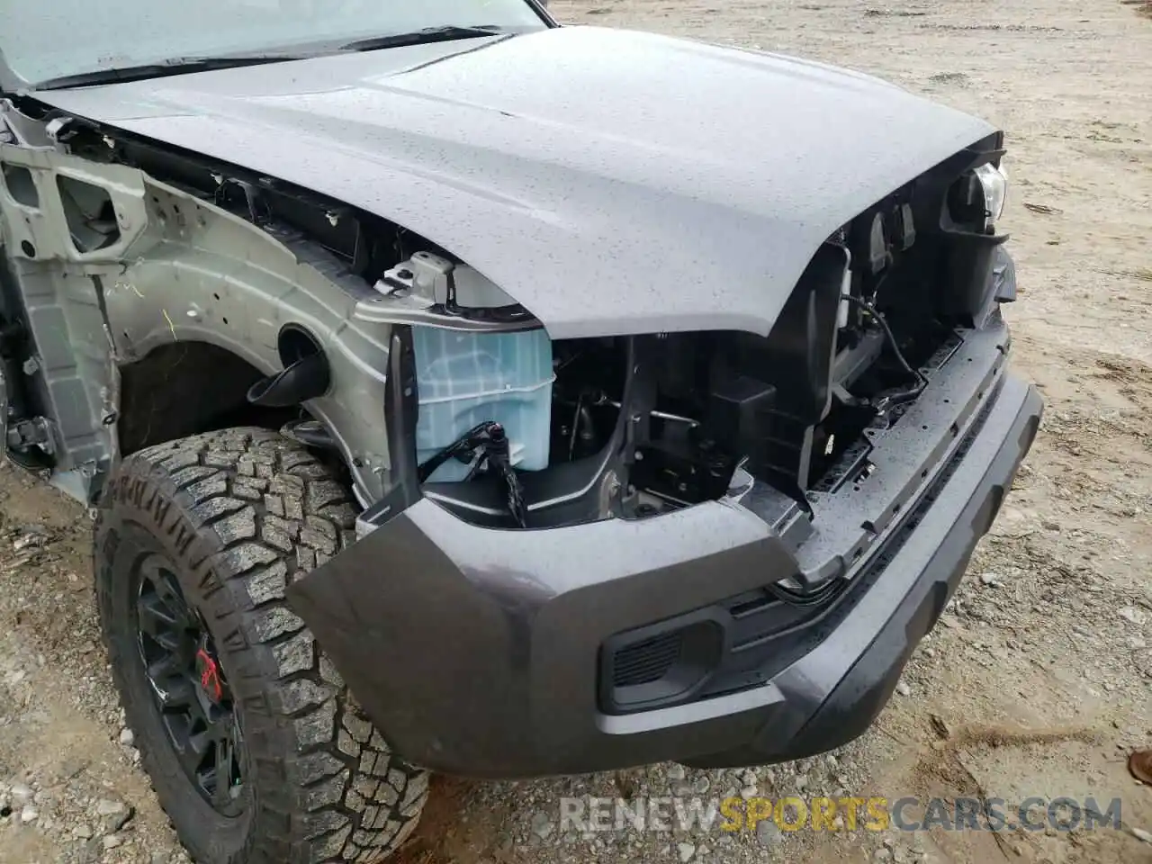 9 Photograph of a damaged car 3TYCZ5AN3MT050473 TOYOTA TACOMA 2021