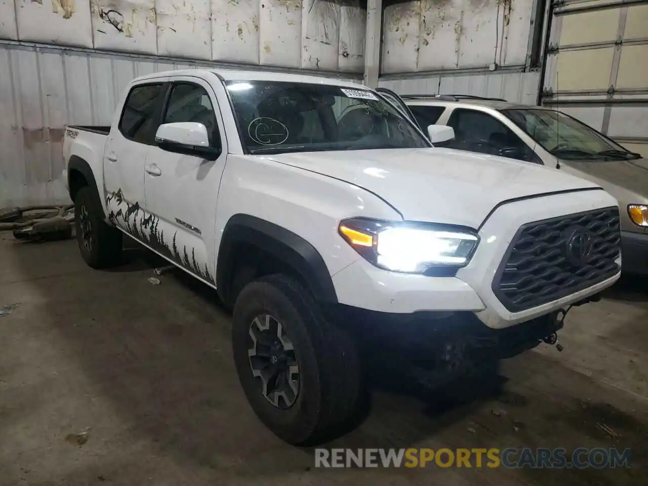 1 Photograph of a damaged car 3TYCZ5AN4MT052667 TOYOTA TACOMA 2021