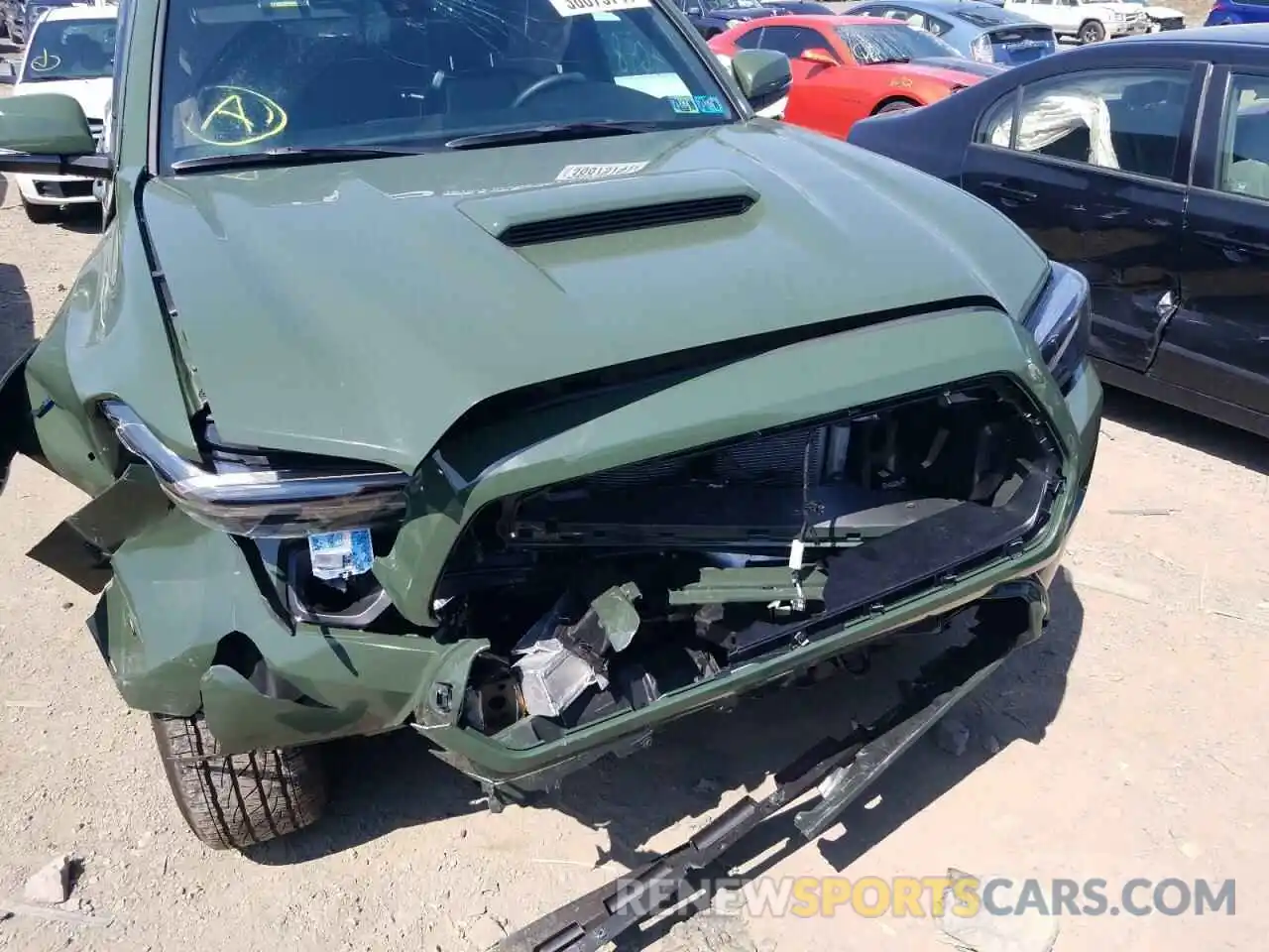 9 Photograph of a damaged car 3TYCZ5AN5MT008029 TOYOTA TACOMA 2021