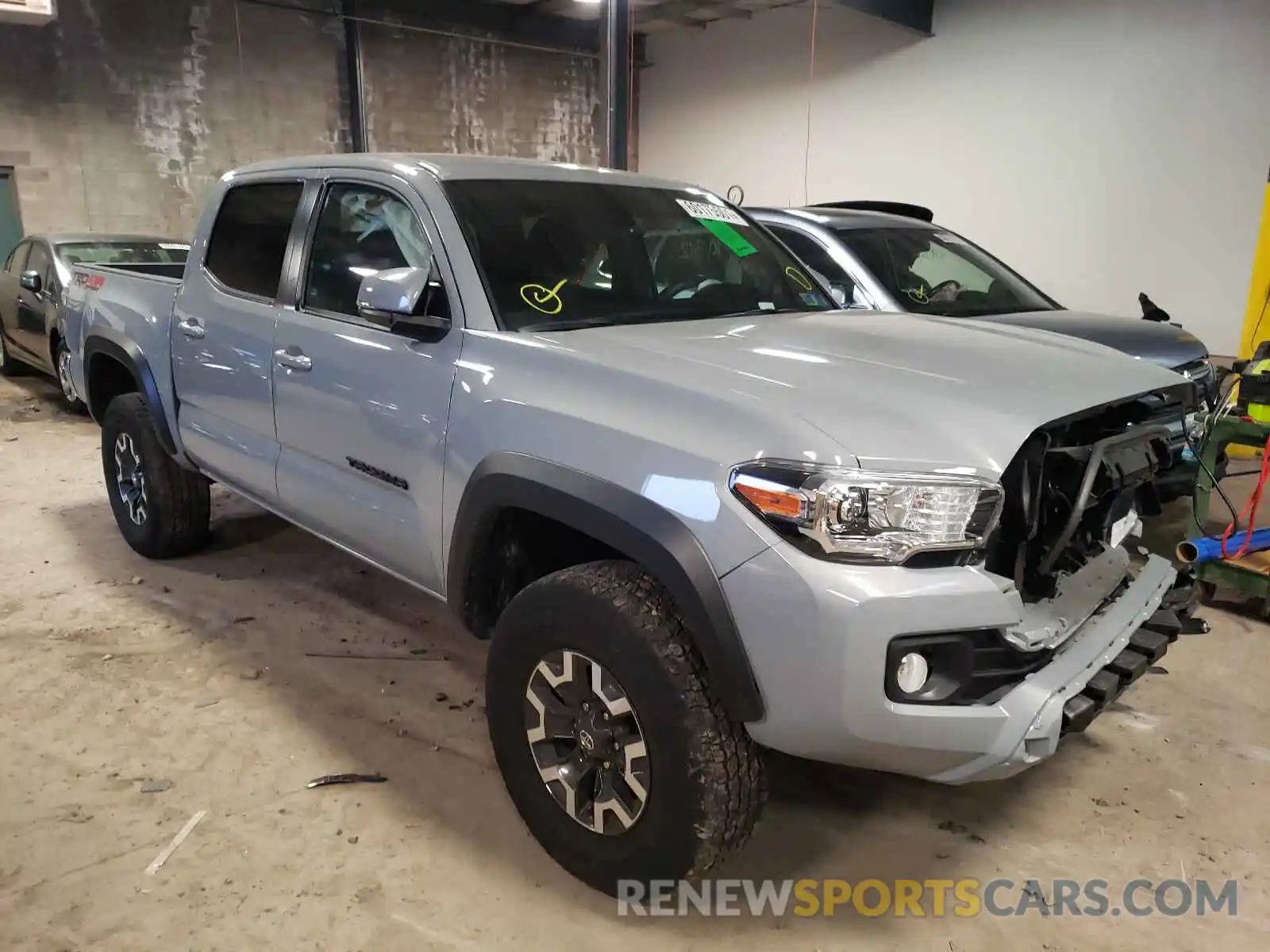 1 Фотография поврежденного автомобиля 3TYCZ5AN5MT026398 TOYOTA TACOMA 2021