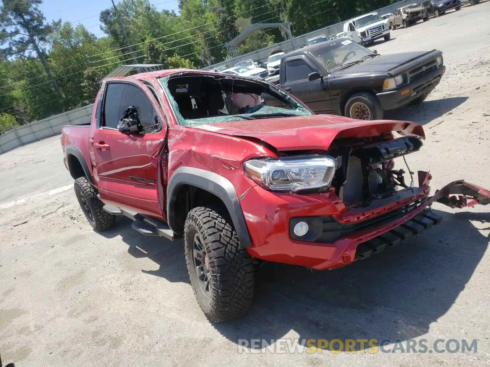 1 Фотография поврежденного автомобиля 3TYCZ5AN5MT027020 TOYOTA TACOMA 2021