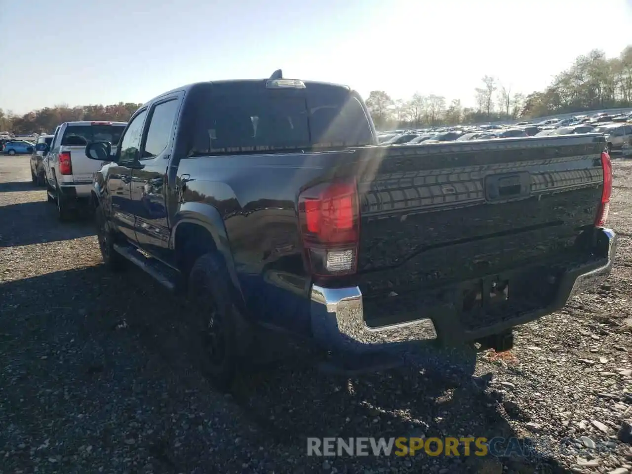 3 Photograph of a damaged car 3TYCZ5AN5MT033996 TOYOTA TACOMA 2021