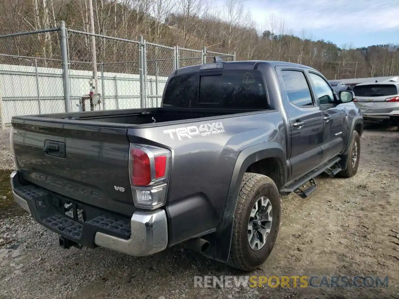 4 Photograph of a damaged car 3TYCZ5AN5MT037935 TOYOTA TACOMA 2021