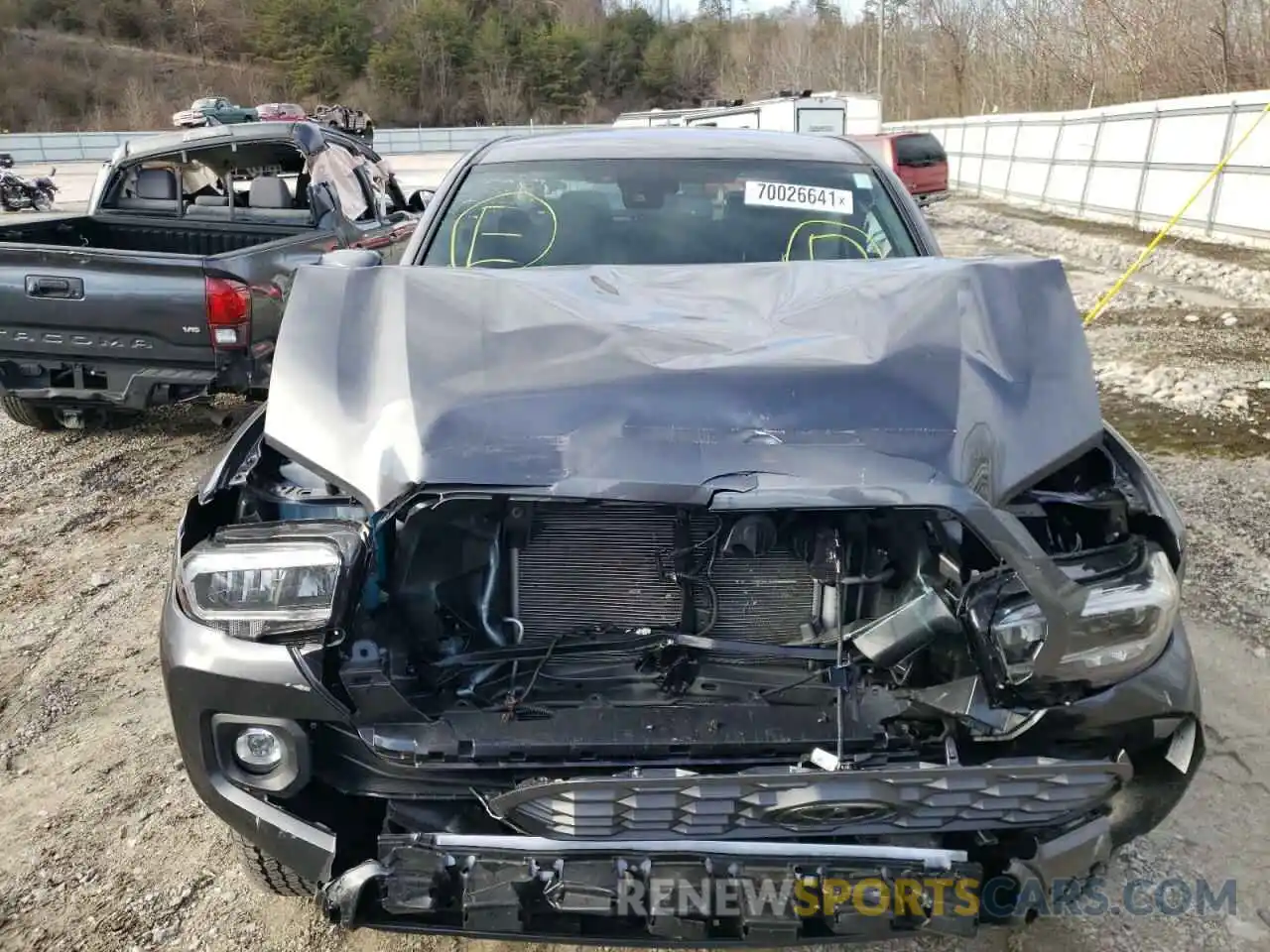 7 Photograph of a damaged car 3TYCZ5AN5MT037935 TOYOTA TACOMA 2021