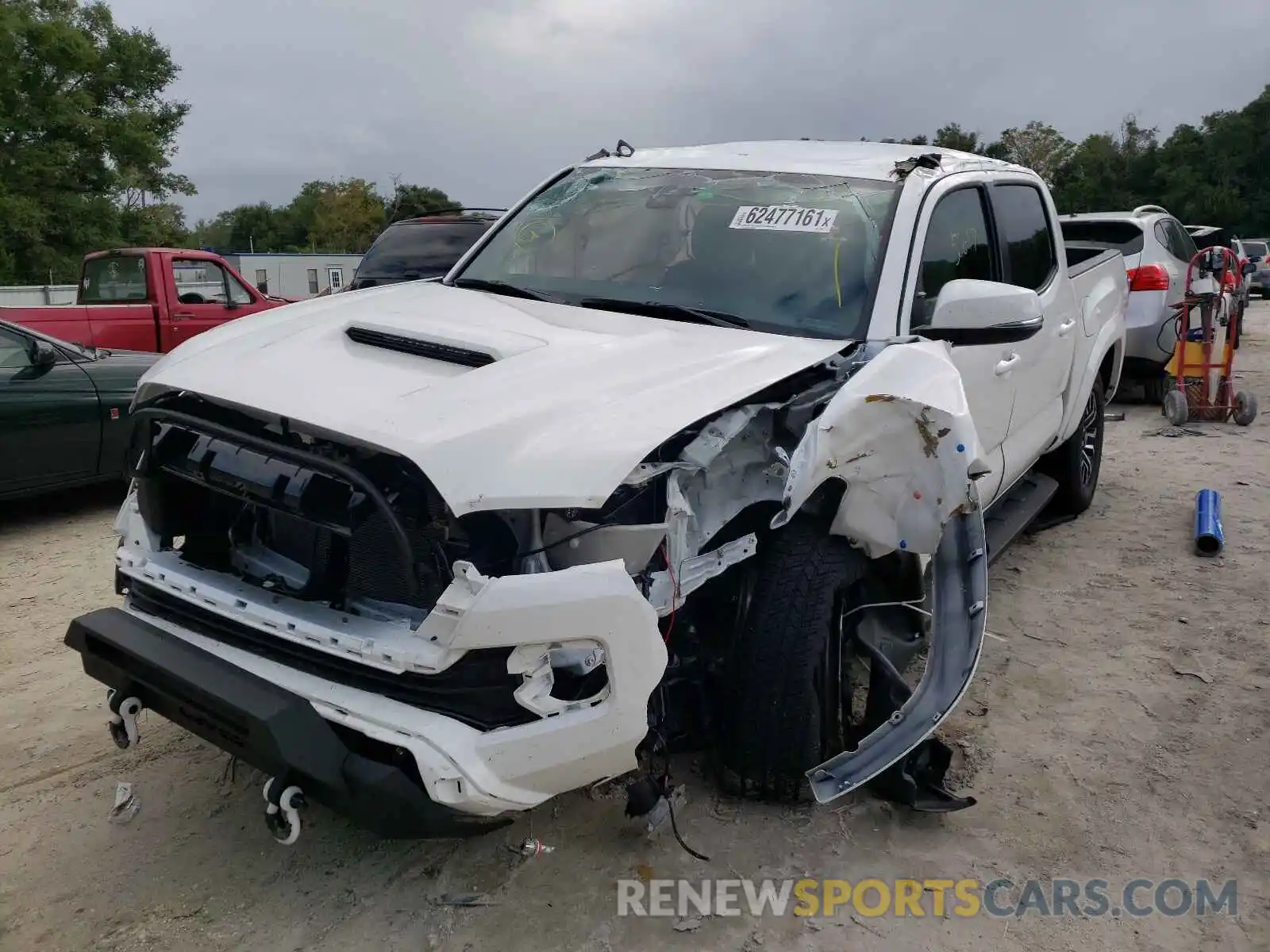 2 Photograph of a damaged car 3TYCZ5AN5MT038812 TOYOTA TACOMA 2021