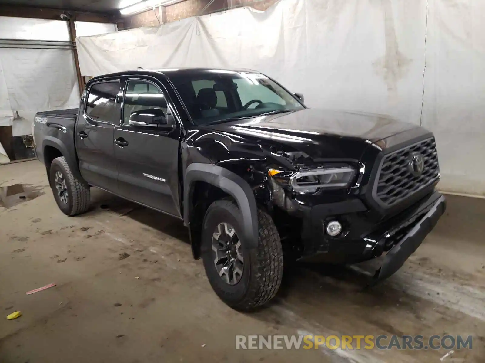 1 Фотография поврежденного автомобиля 3TYCZ5AN5MT050118 TOYOTA TACOMA 2021