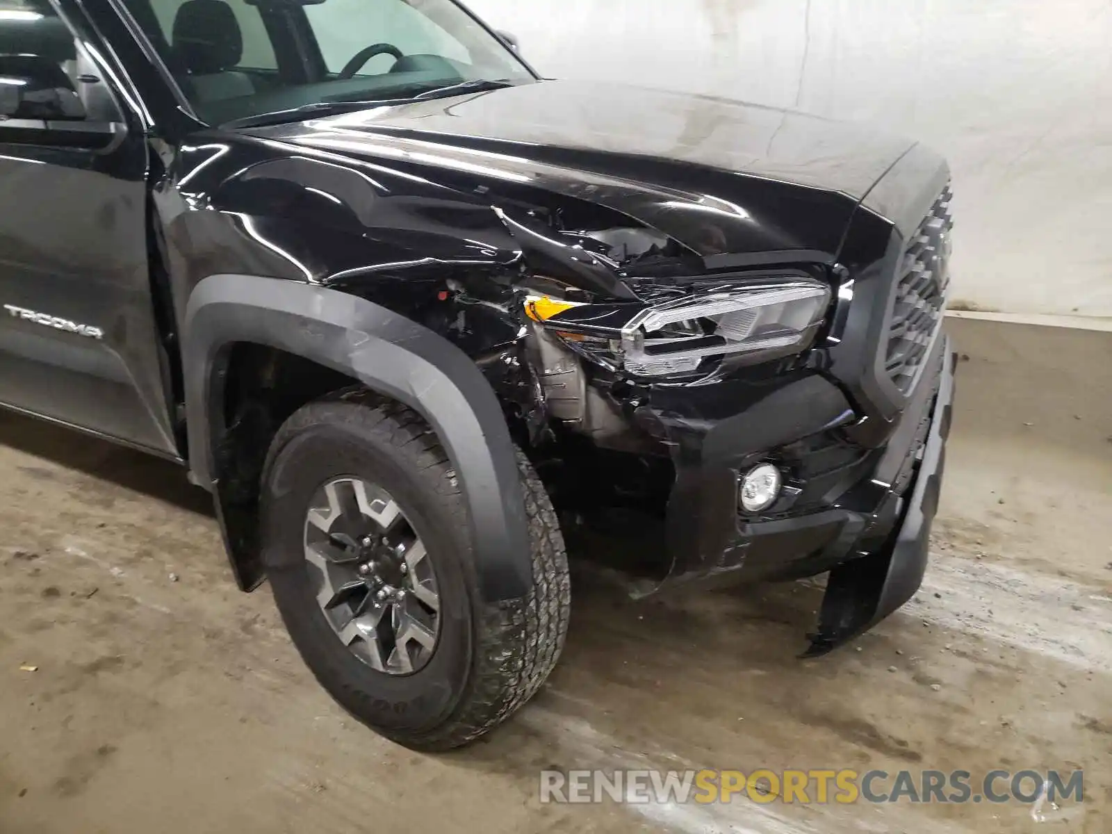 9 Фотография поврежденного автомобиля 3TYCZ5AN5MT050118 TOYOTA TACOMA 2021