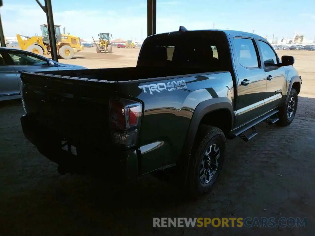 4 Photograph of a damaged car 3TYCZ5AN5MT052998 TOYOTA TACOMA 2021