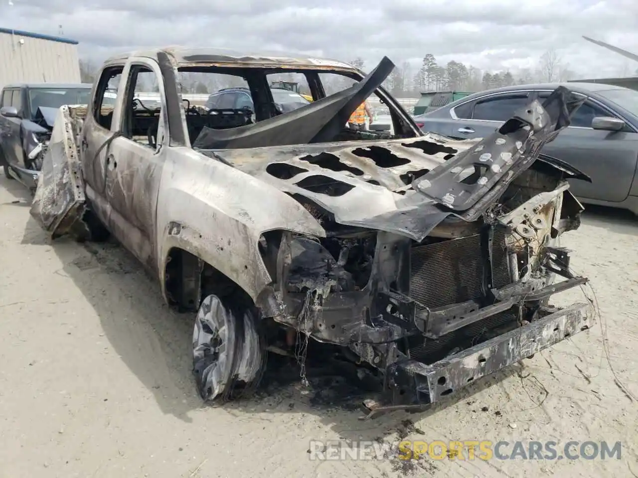 1 Photograph of a damaged car 3TYCZ5AN6MT010968 TOYOTA TACOMA 2021