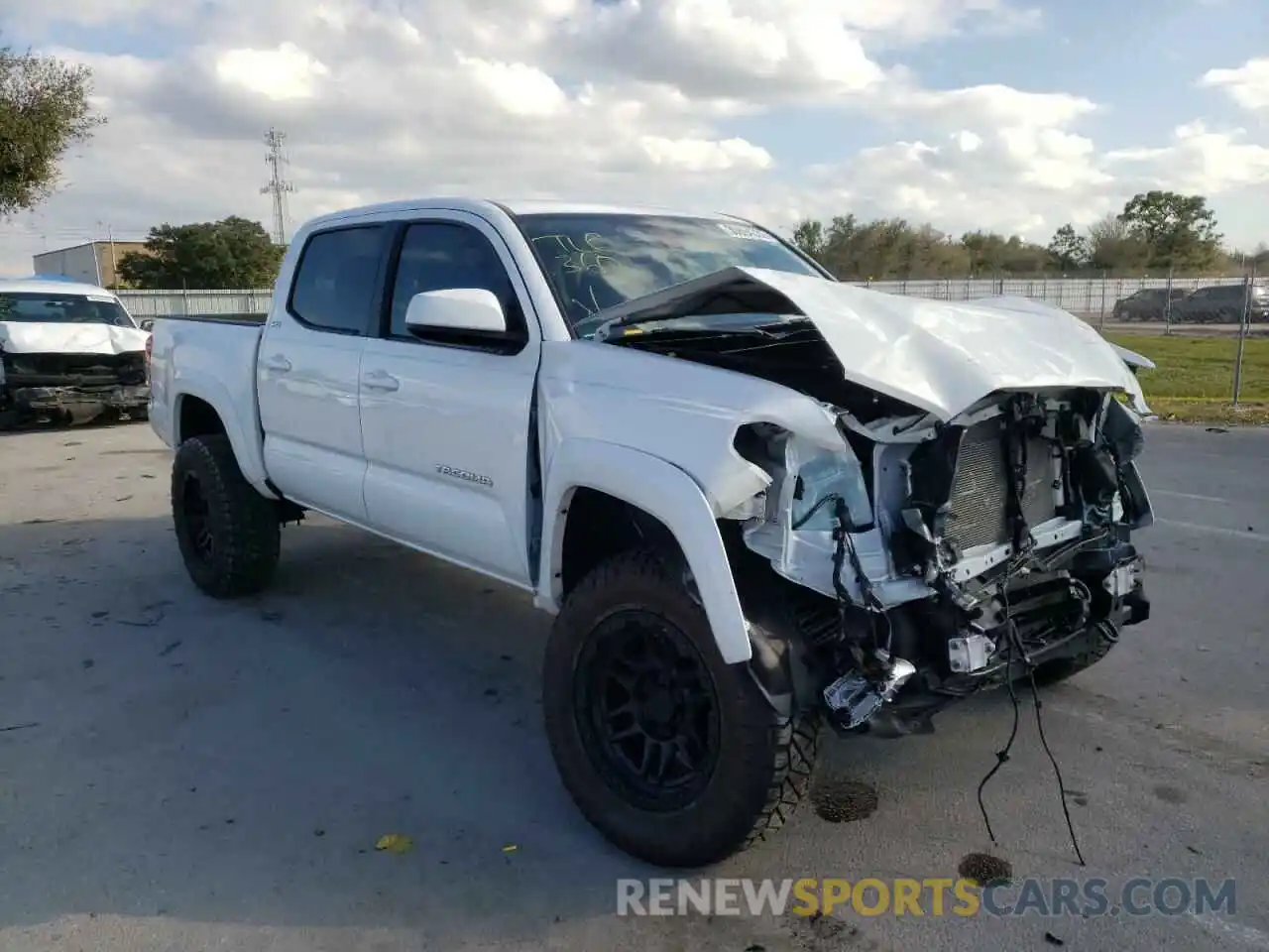 1 Фотография поврежденного автомобиля 3TYCZ5AN6MT013997 TOYOTA TACOMA 2021