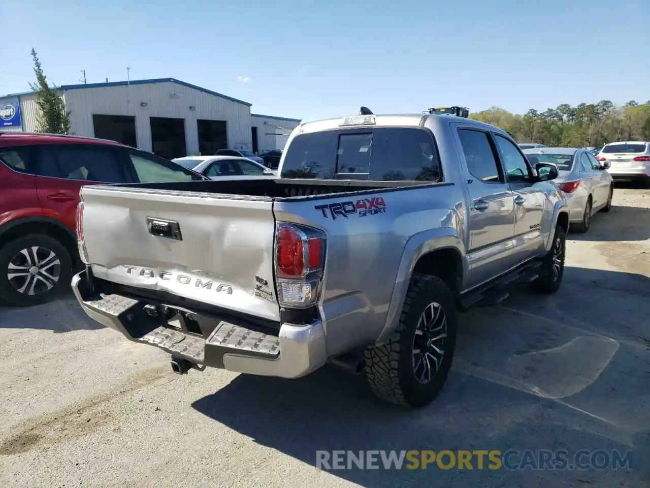 4 Photograph of a damaged car 3TYCZ5AN6MT035627 TOYOTA TACOMA 2021