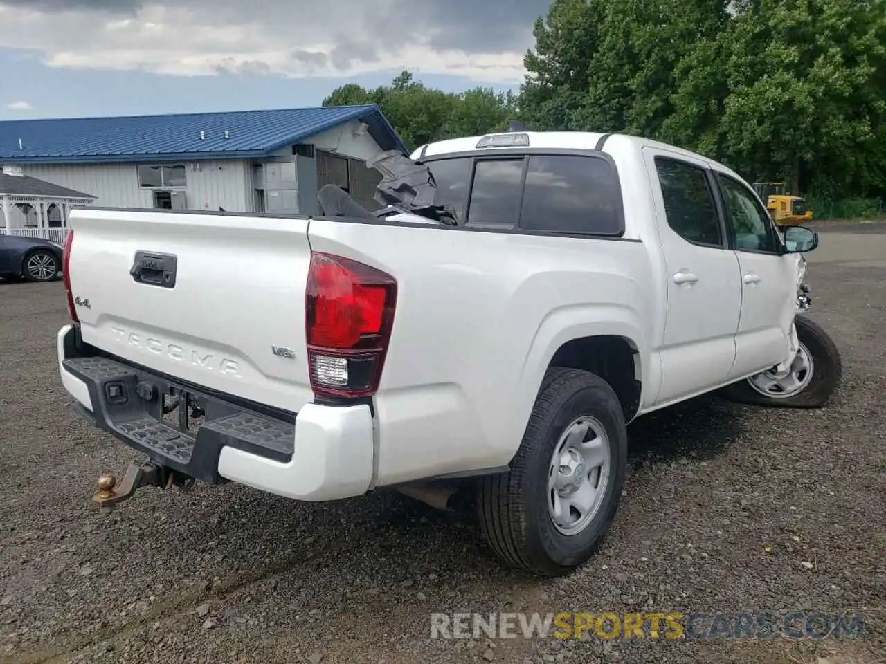 4 Photograph of a damaged car 3TYCZ5AN6MT044506 TOYOTA TACOMA 2021