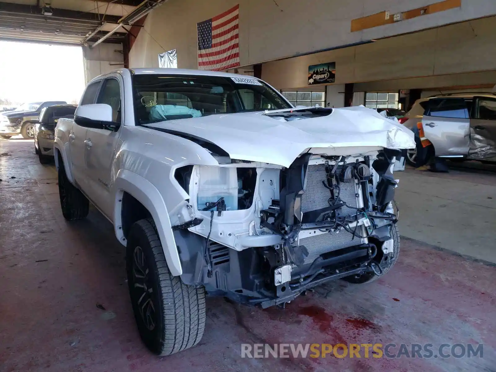 1 Photograph of a damaged car 3TYCZ5AN7MT009358 TOYOTA TACOMA 2021