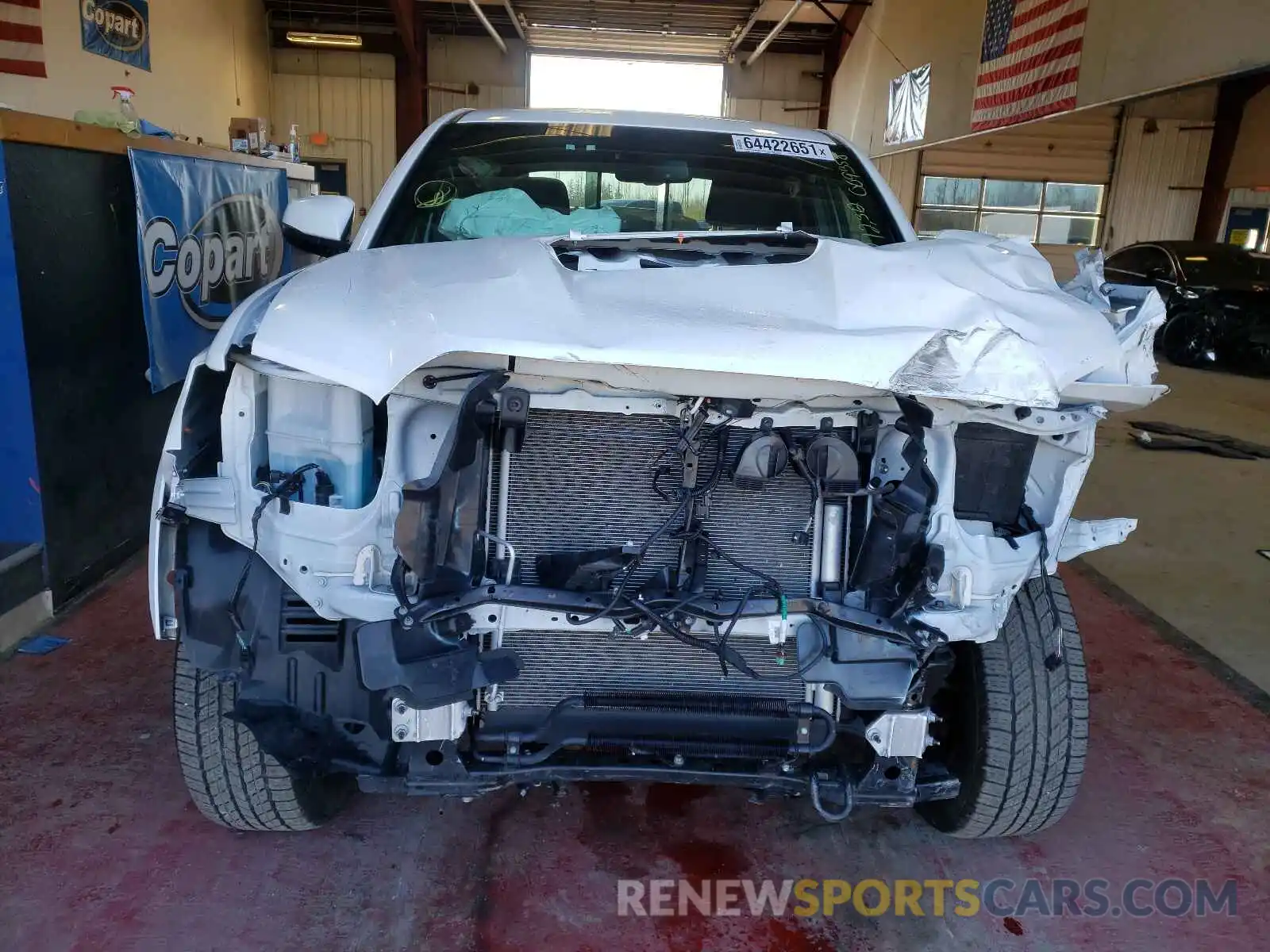 9 Photograph of a damaged car 3TYCZ5AN7MT009358 TOYOTA TACOMA 2021