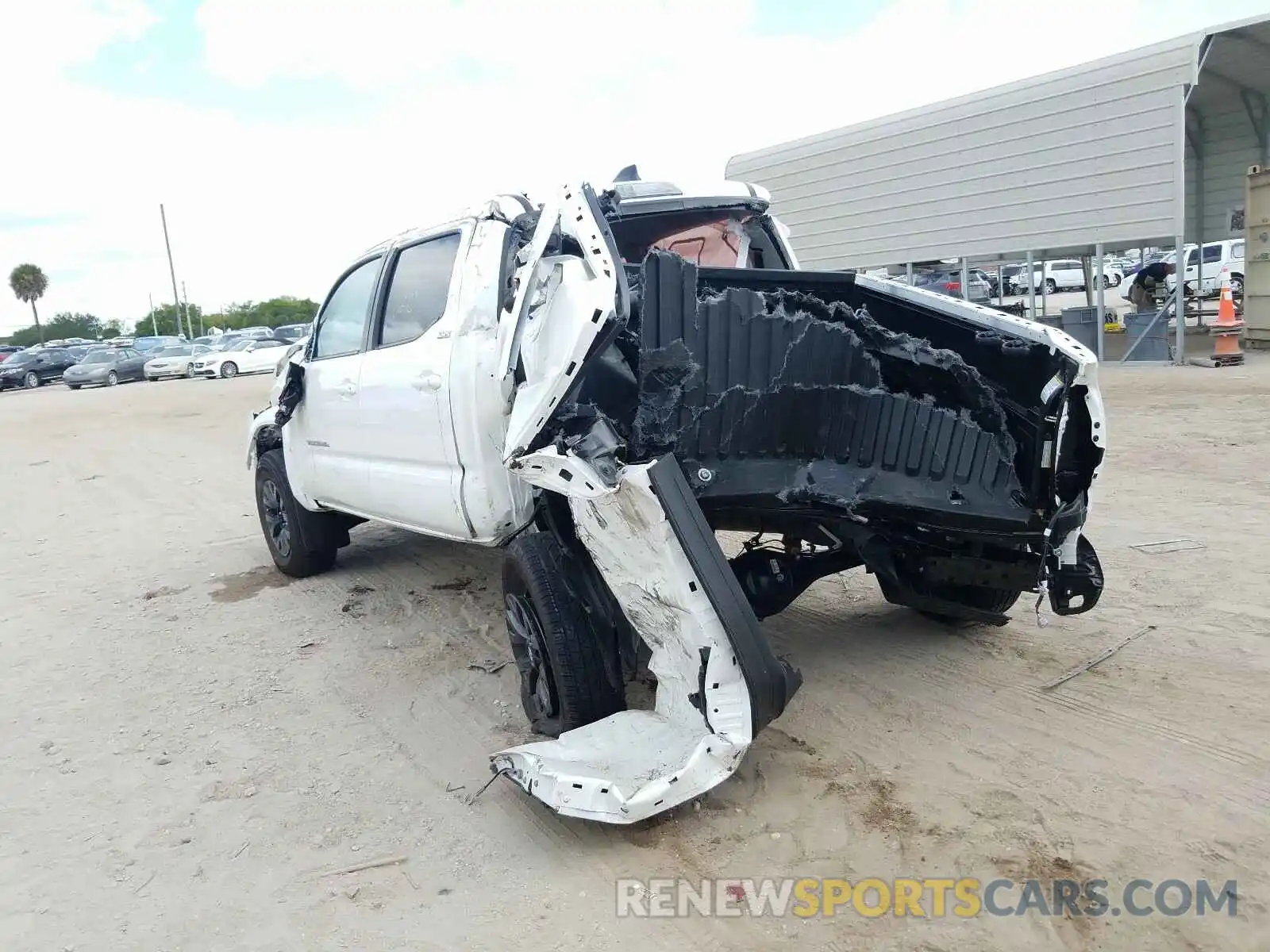 3 Photograph of a damaged car 3TYCZ5AN7MT011725 TOYOTA TACOMA 2021