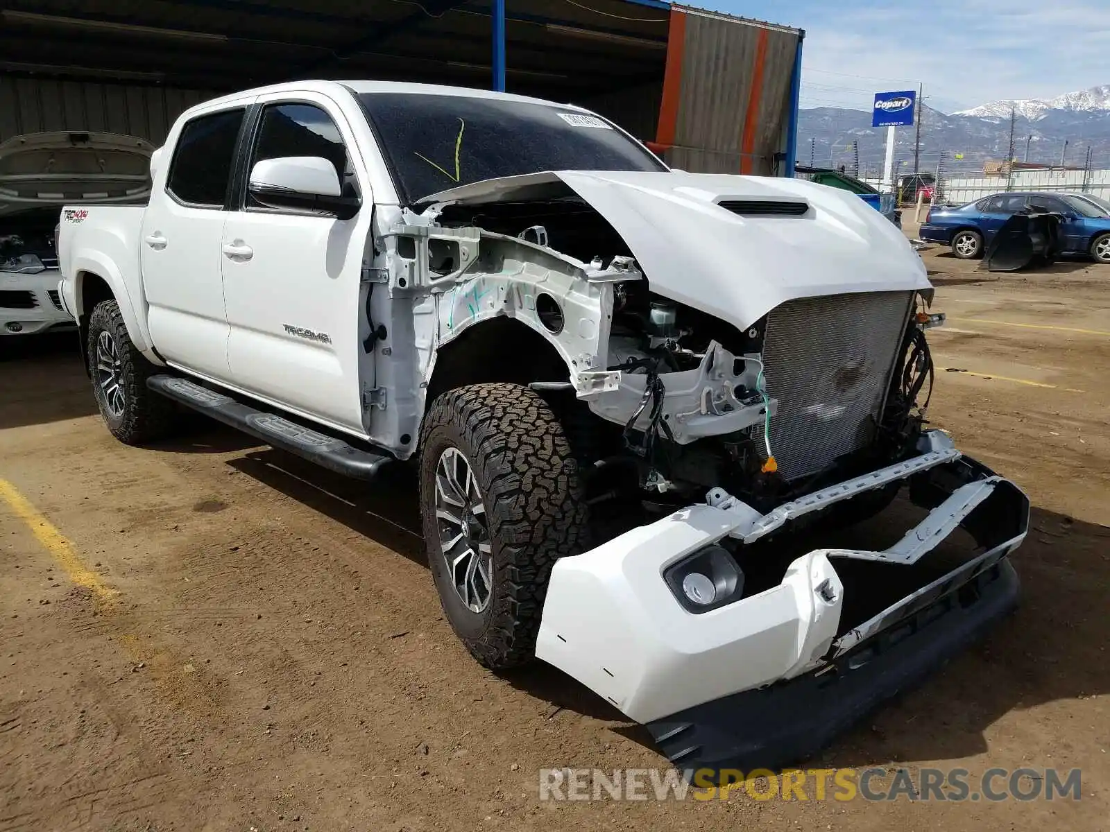 1 Photograph of a damaged car 3TYCZ5AN7MT012938 TOYOTA TACOMA 2021