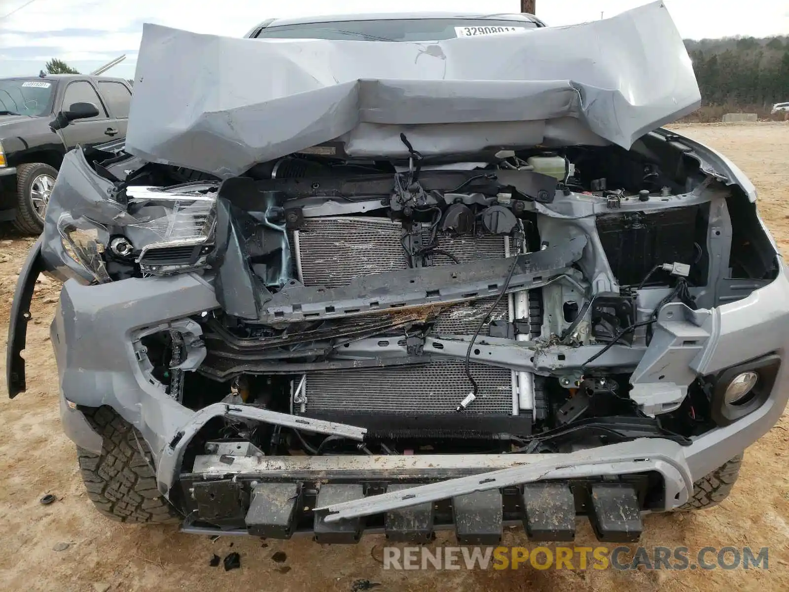 9 Photograph of a damaged car 3TYCZ5AN7MT013345 TOYOTA TACOMA 2021