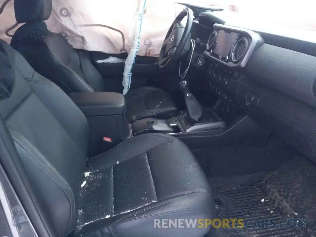 5 Photograph of a damaged car 3TYCZ5AN7MT022322 TOYOTA TACOMA 2021